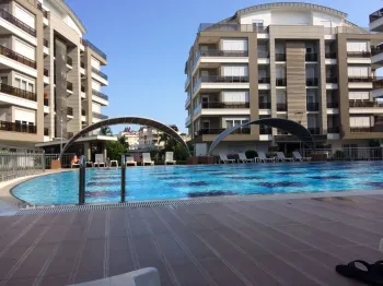 Antalya Konyaaltı’da Mükemmel Kompleks İçinde Daire